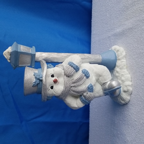 Snow Buddies 8" Figurine by Lamppost - Picture 1 of 3